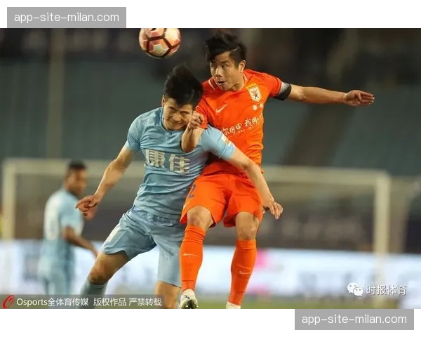 山东泰山边路防守频繁失位 两连败期间暴露体系问题